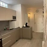 Апартаменти Lux